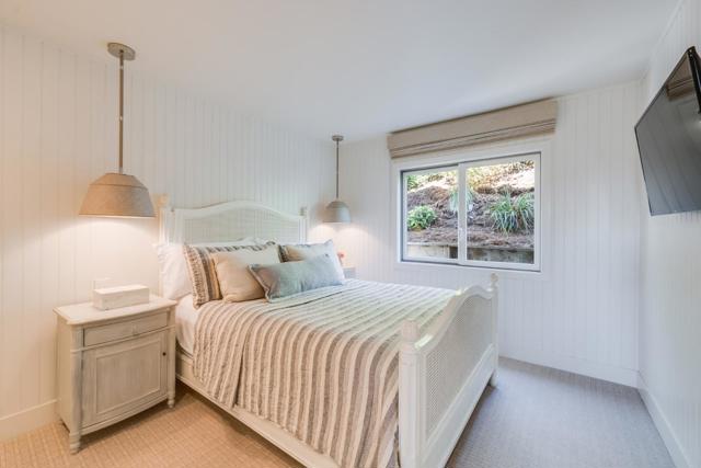 621 Beach Drive, Aptos CA: https://media.crmls.org/mediaz/398f0e6d-0bb8-499d-b239-f71b4932817e.jpg