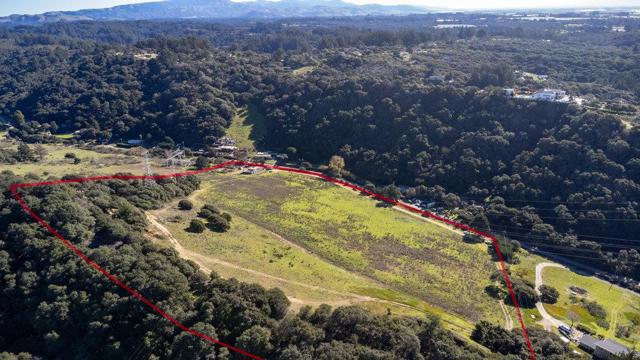 27 Long Valley Road, Castroville CA: https://media.crmls.org/mediaz/398f1104-37f6-4b1c-bd02-35fb28a79b7c.jpg