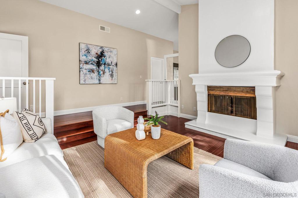 2036 Christy - photo 18