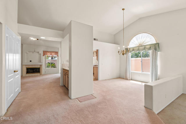 712 Rosebud Drive, Oxnard CA: https://media.crmls.org/mediaz/398f7b13-eb09-4079-bc43-2010491b7b41.jpg