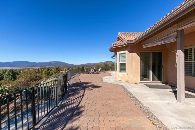 32153 Cerrada del Coyote, Warner Springs CA: https://media.crmls.org/mediaz/398fd8b5-d4e7-4b0d-80cb-211ed7069216.jpg