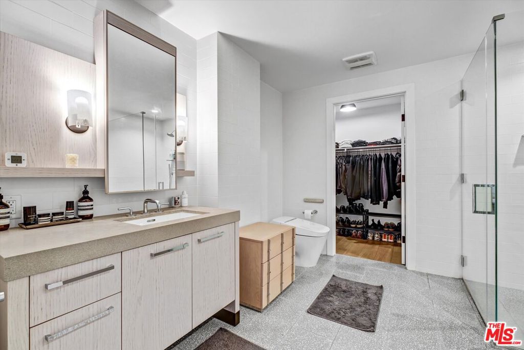 MLS #26865997 image #13