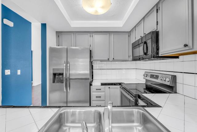 819 15th Street, Oakland CA: https://media.crmls.org/mediaz/3994518d-6852-422a-9802-1654a0de915e.jpg