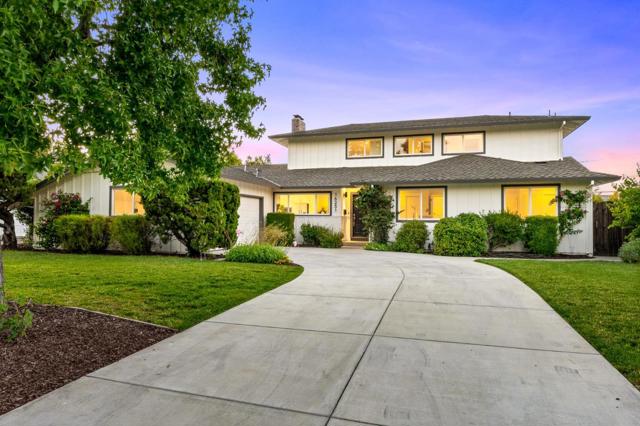 16251 Lilac Lane, Los Gatos CA: https://media.crmls.org/mediaz/399573b7-632c-4a08-895f-3f7e114bc6a7.jpg