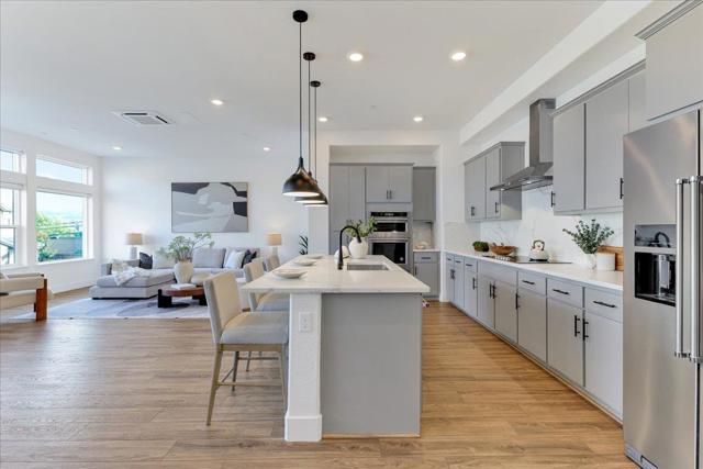 210 Waters Park Circle, San Mateo CA: https://media.crmls.org/mediaz/399661aa-bed8-4139-9eb8-6b64dcd8fe68.jpg
