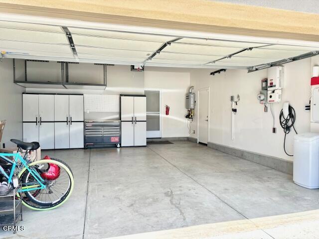 561 Whalen Way, Oxnard CA: https://media.crmls.org/mediaz/3996ea86-9687-431f-93f2-03a6f3ca9335.jpg