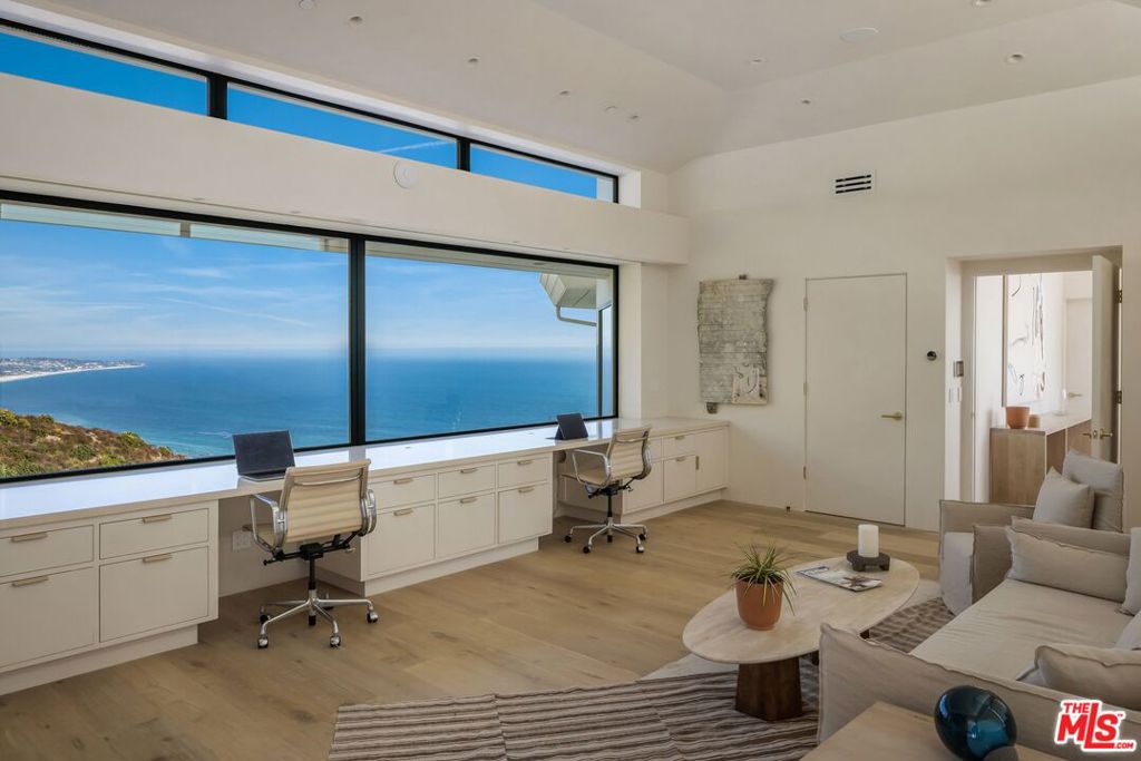 MLS #26833975 image #26