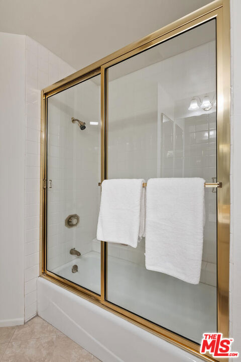 2131 Century Park Lane, Los Angeles CA: https://media.crmls.org/mediaz/399af9a5-daaf-401e-b786-b13d58a28a36.jpg