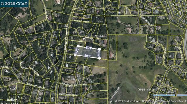 1 Sterling Heights Ln, Lafayette CA: https://media.crmls.org/mediaz/399bab6b-9506-4269-9f36-2b007b92c2f2.jpg