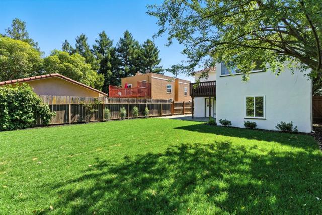 731 Valota Road, Redwood City CA: https://media.crmls.org/mediaz/399bfed1-fee5-4143-939f-66c695715d58.jpg