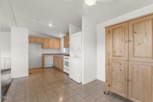 Detail Gallery Image 10 of 21 For 5150 E Los Angeles Ave #96,  Simi Valley,  CA 93063 - 2 Beds | 1 Baths