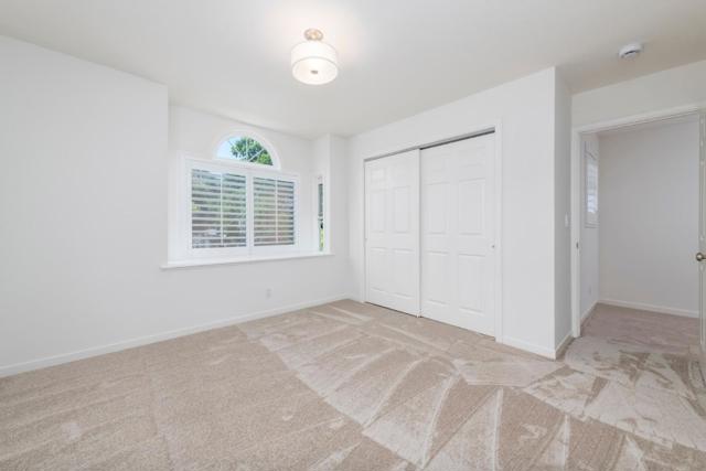 923 Grand Street, Redwood City CA: https://media.crmls.org/mediaz/399c1474-1d6e-4d94-9bed-3fa476de1845.jpg
