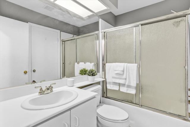 Detail Gallery Image 27 of 51 For 2174 Cabo Bahia, Chula Vista,  CA 91914 - 2 Beds | 2 Baths