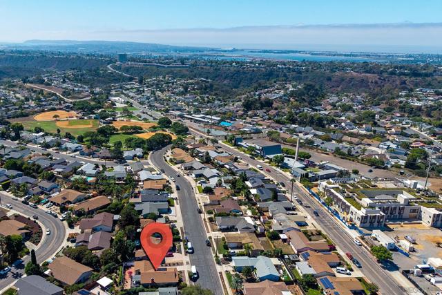3581 Mount Abbey Ave, San Diego CA: https://media.crmls.org/mediaz/399c8bca-6fb4-4239-b252-476d4b58f905.jpg