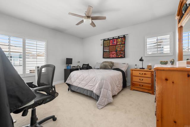 210 Belflora Way, Oceanside CA: https://media.crmls.org/mediaz/399d20a3-971f-4381-8793-165d522f9a5f.jpg