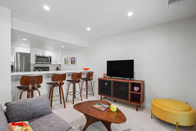 1725 N Via Miraleste #2121, Palm Springs, CA 92262