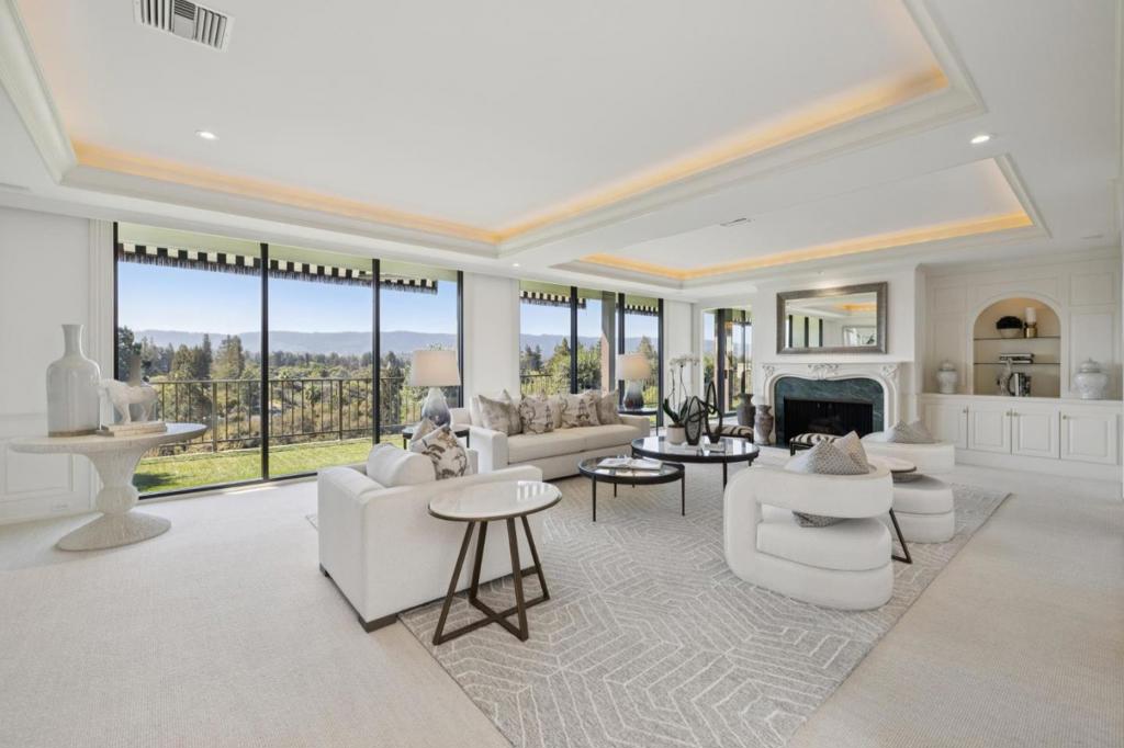 1330 University Drive #92