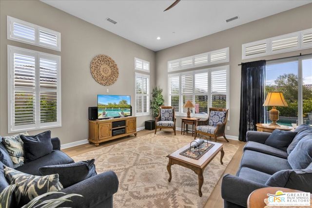 19 Moscato, Rancho Mirage CA: https://media.crmls.org/mediaz/399d4655-bdc9-4e49-88fc-4ab353d447e6.jpg