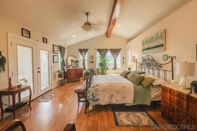 8105 Dorchester st, Spring Valley CA: https://media.crmls.org/mediaz/399d59fa-3cd9-4074-8d6d-79710860a3a2.jpg