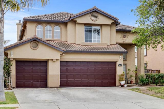 1033 Lewis Street, Salinas CA: https://media.crmls.org/mediaz/399d83a6-fa83-46d0-a8d2-9d2fb0db46da.jpg