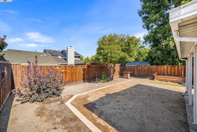 473 Andrea Cir, Livermore CA: https://media.crmls.org/mediaz/399db7c7-5eec-4739-ab34-04aebc69366e.jpg