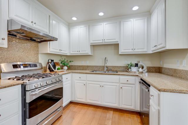 416 Topaz Terrace, Sunnyvale CA: https://media.crmls.org/mediaz/399e340a-af00-45cf-9c2f-42c6d098c3af.jpg