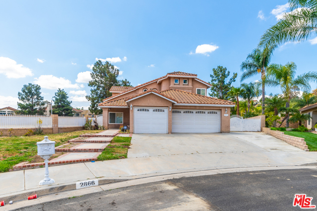 2866 Astoria Circle, Corona, CA 92879