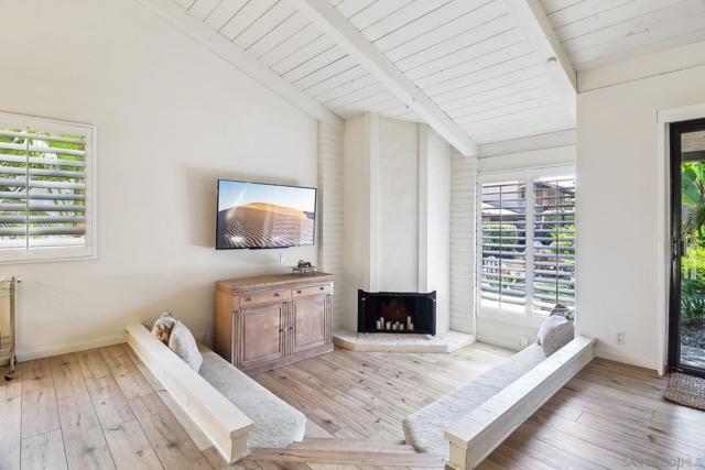 1933 Alga Road, Carlsbad CA: https://media.crmls.org/mediaz/39a0506d-238a-4c0b-b654-fe65f7958b71.jpg