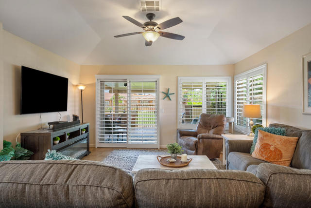82208 Cochran Drive, Indio CA: https://media.crmls.org/mediaz/39a09fe2-54ba-4bf6-854f-2b631182b916.jpg