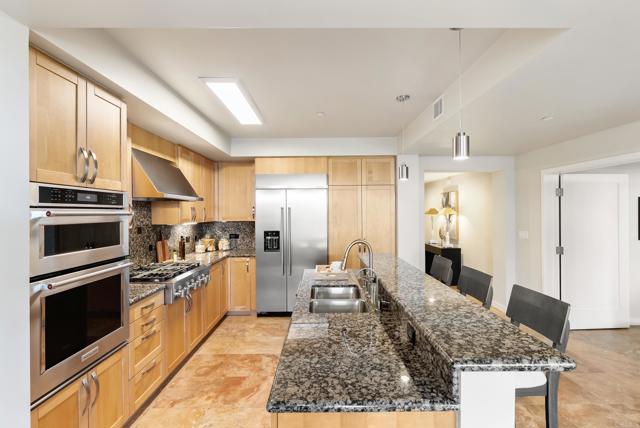 5470 La Jolla Boulevard, La Jolla CA: https://media.crmls.org/mediaz/39a1e650-32a3-4318-b757-a909a4376002.jpg