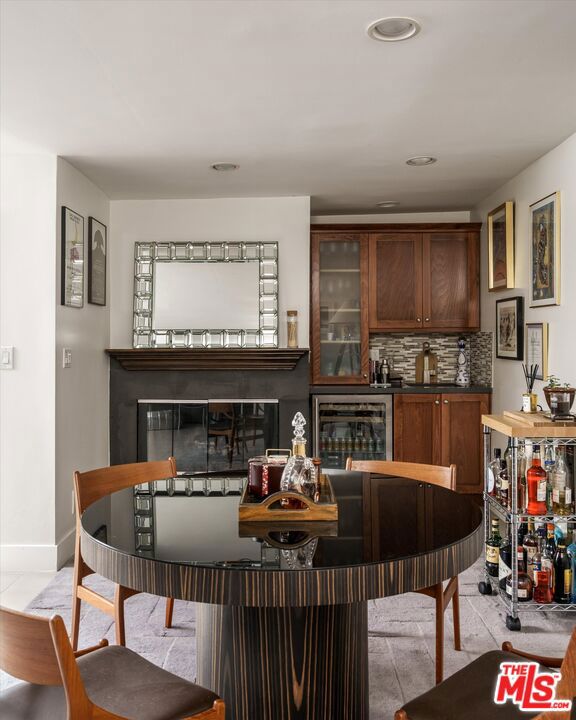 11372 Brill Drive, Studio City CA: https://media.crmls.org/mediaz/39a23add-dd9b-452b-ac15-3abf3d139de0.jpg
