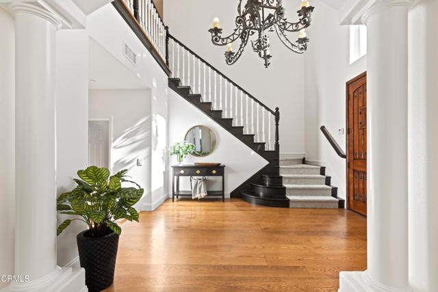 Detail Gallery Image 4 of 48 For 13045 Ripple Creek Ln, Camarillo,  CA 93012 - 5 Beds | 3/1 Baths