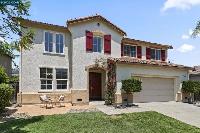 631 Summerwood Dr, Brentwood CA: https://media.crmls.org/mediaz/39a260d0-c6f3-4e5a-90ed-78dce79813b5.jpg