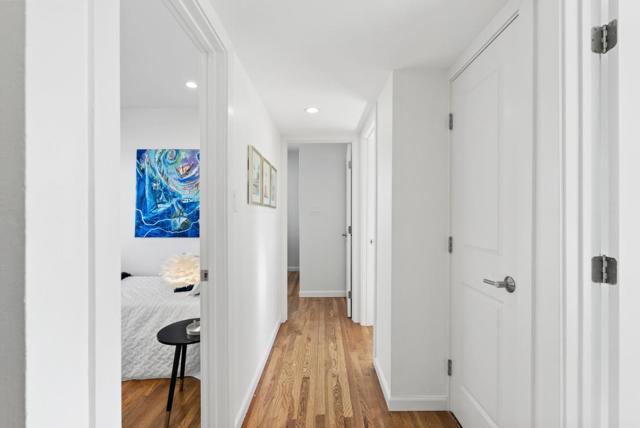 1640 Marina Court, San Mateo CA: https://media.crmls.org/mediaz/39a3188e-7e3a-4252-a0e1-b07cd4cd554d.jpg