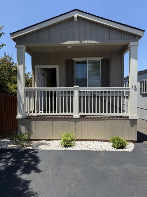 1161 Benicia Road, Vallejo CA: https://media.crmls.org/mediaz/39a53016-9b3e-4182-9fc0-8bcfe8eac555.jpg