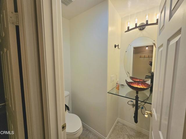 3347 Rockhampton Drive, Camarillo CA: https://media.crmls.org/mediaz/39a5b534-cd23-4b8e-9983-22386d519058.jpg