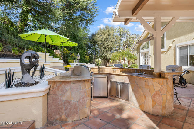 24587 Lola Lane, Newhall CA: https://media.crmls.org/mediaz/39a5d9b5-5e62-48aa-8c1f-949920d7779c.jpg