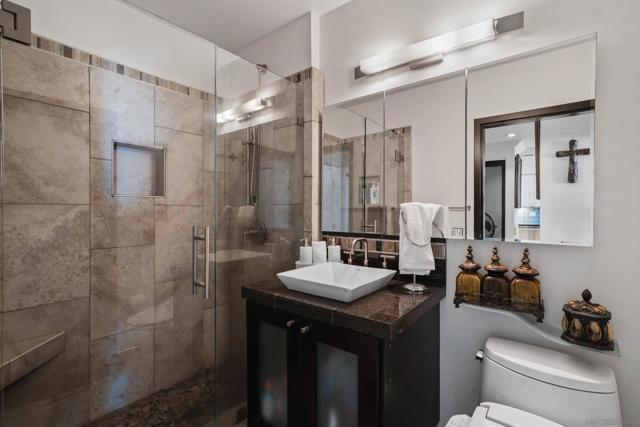 500 W Harbor, San Diego CA: https://media.crmls.org/mediaz/39a5e9bd-84cb-44eb-96c1-478b74cd3a9f.jpg