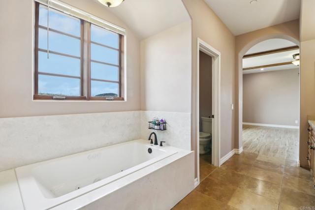 20530 Bexley Road, Jamul CA: https://media.crmls.org/mediaz/39a62738-5f9d-4eea-97b2-c1ffa8ea6581.jpg