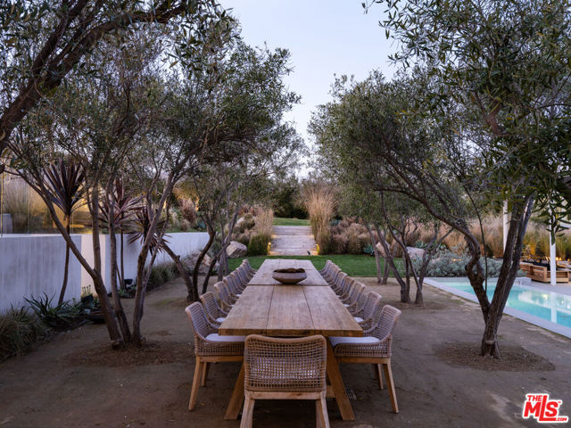 28837 Selfridge Drive, Malibu CA: https://media.crmls.org/mediaz/39a82d2b-a466-4b7a-bf78-8f159d9da3ba.jpg