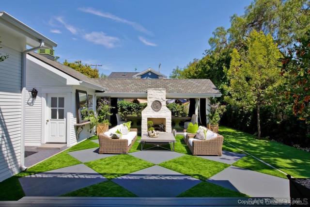 1105 F Avenue, Coronado CA: https://media.crmls.org/mediaz/39a82e2f-7cd5-438a-9f26-396dabfaf837.jpg