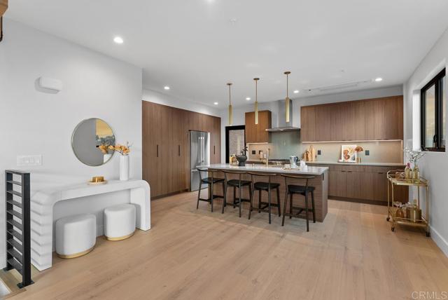 Detail Gallery Image 6 of 41 For 4224 Tonopah Ave, San Diego,  CA 92110 - 3 Beds | 3/1 Baths