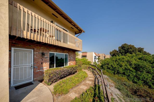 5800 Lake Murray Blvd, La Mesa CA: https://media.crmls.org/mediaz/39a8f66a-dbea-4043-a77a-bbb2fb5f471e.jpg