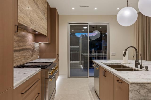 153 Lake Shore Drive, Rancho Mirage, CA 92270
