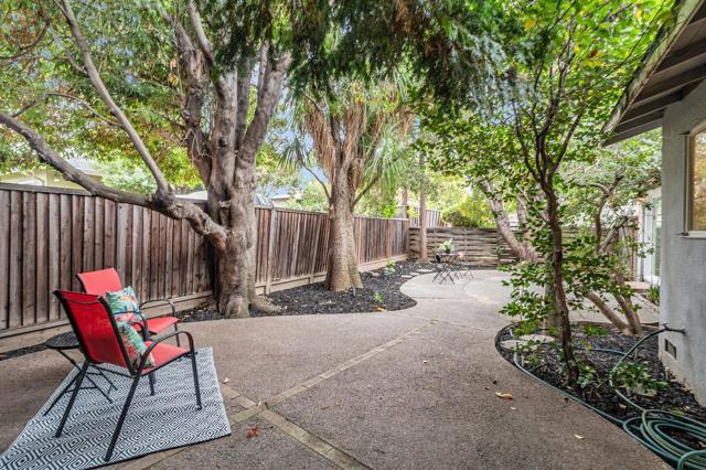 5010 Rio Vista Avenue, San Jose CA: https://media.crmls.org/mediaz/39a9e42d-aa37-47bf-910e-29f60db843b1.jpg