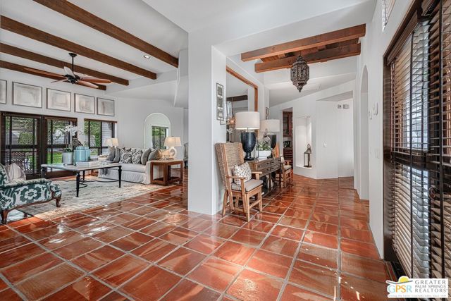 1360 E Tachevah Drive, Palm Springs CA: https://media.crmls.org/mediaz/39a9e71b-cdb9-4ffa-9ca8-ab7140cbdf18.jpg