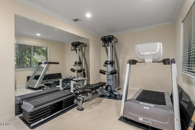 5109 Redwillow Lane, La Canada Flintridge CA: https://media.crmls.org/mediaz/39aa577f-327a-48b1-8e0d-4d34665fbe4d.jpg