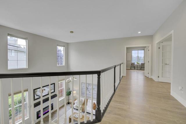 998 Governors Bay Drive, Redwood City CA: https://media.crmls.org/mediaz/39aa5863-b625-4dd4-95de-7677e5c4e5d8.jpg