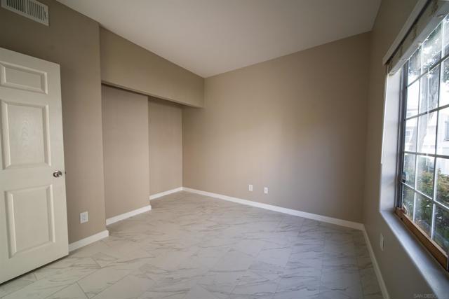 8625 Via Mallorca, La Jolla CA: https://media.crmls.org/mediaz/39aa5f1b-262d-4691-a8be-e94b24631d87.jpg