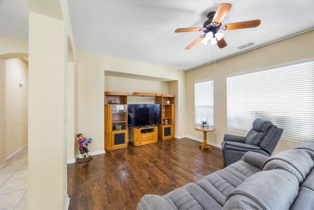 60284 Honeysuckle Street, La Quinta CA: https://media.crmls.org/mediaz/39aadecd-cfea-4436-8f83-415f8d42969c.jpg